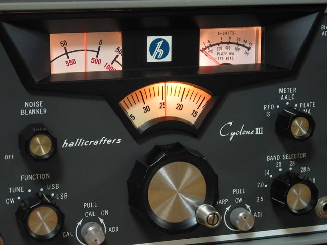 Close-up of the Hallicrafter's Cyclone III tuned to 3525 USB.